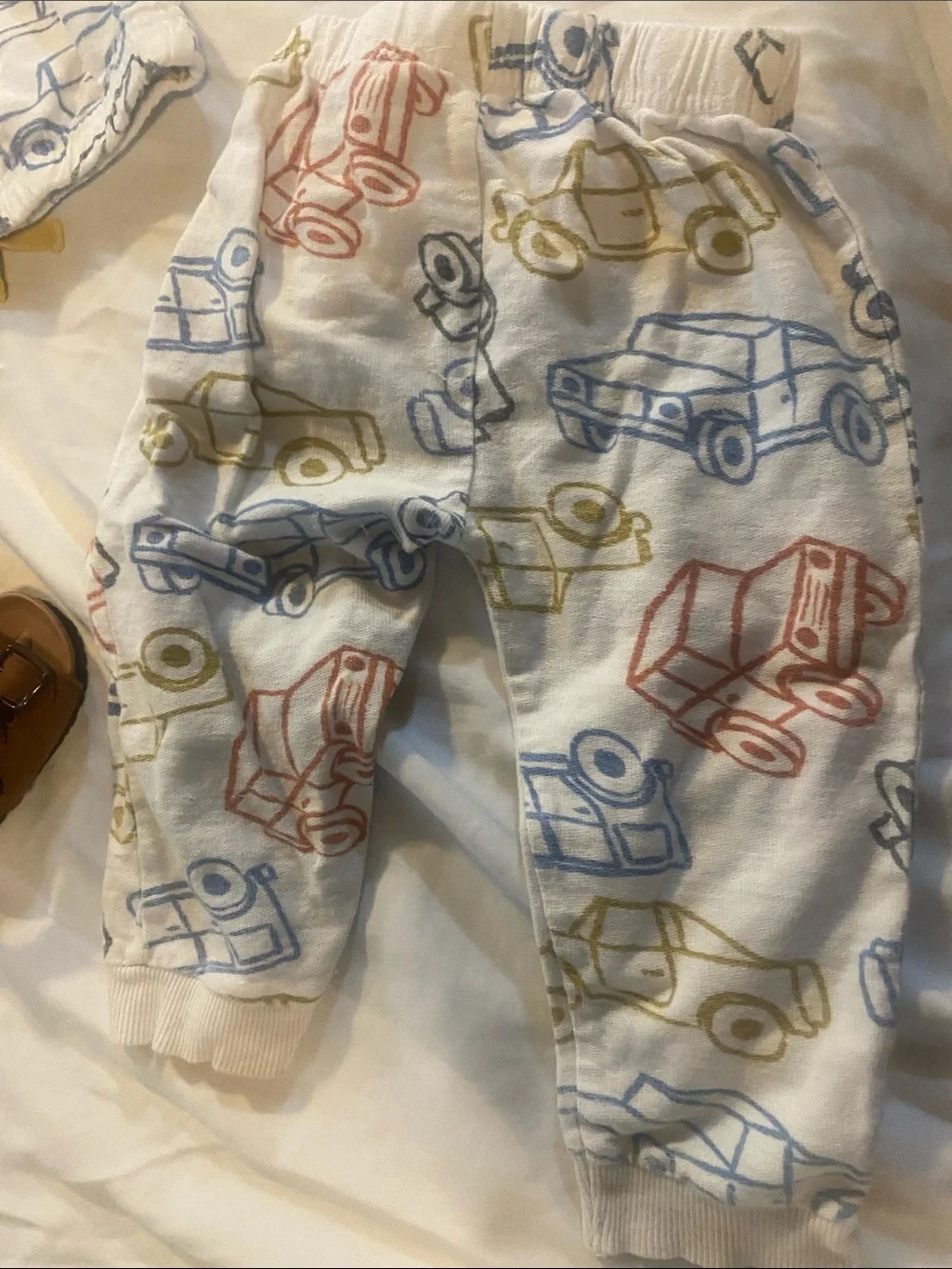 Baby Car & Truck Print Two-Piece Set and Baby Sandals Birkenstock Style